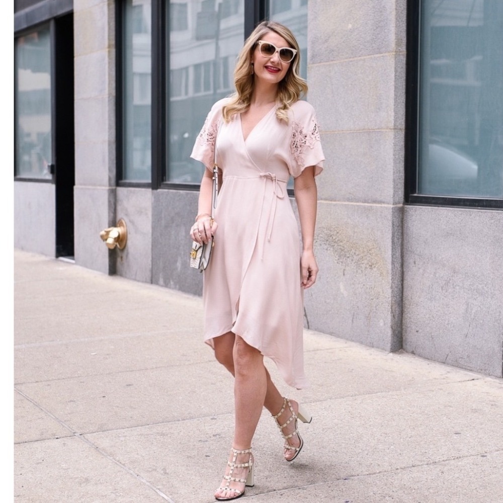 ASTR‎ The Label Blush Pink Lace Trim High Low Wrap Dress  M